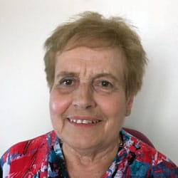 Sandra-Russell